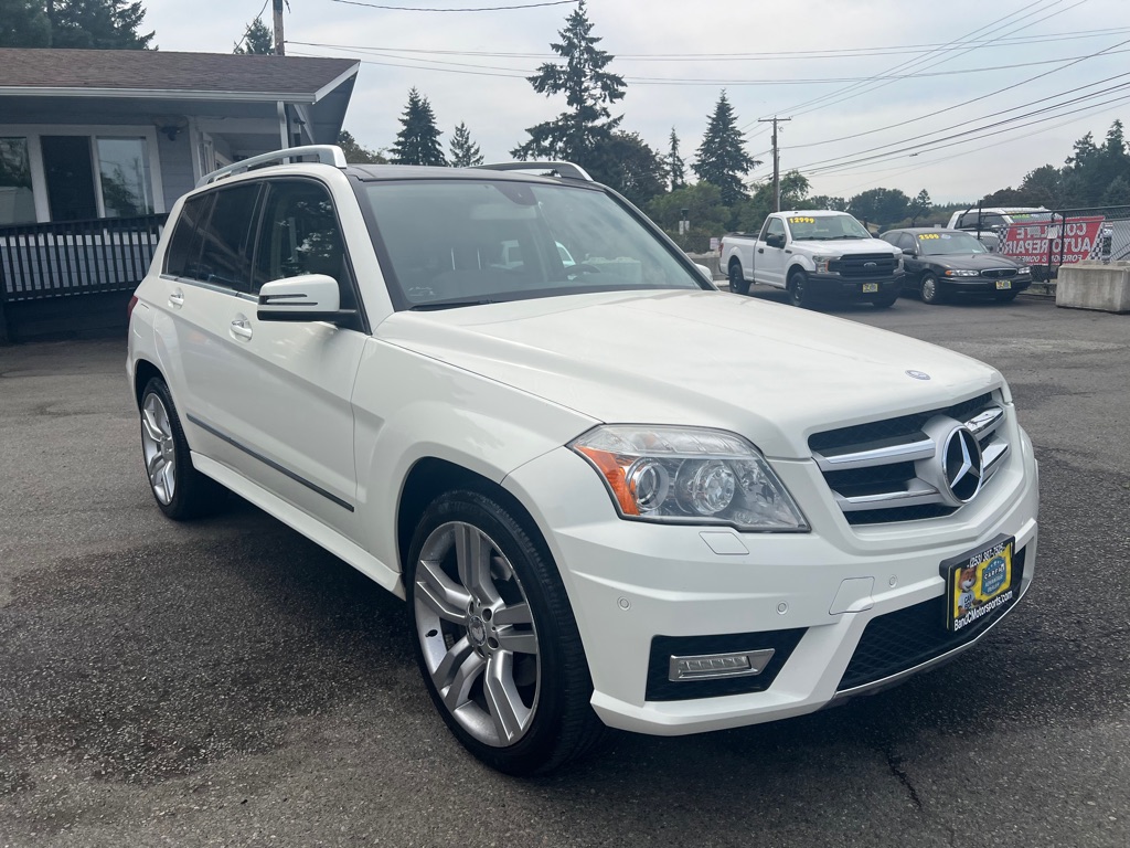 Photo 48 of this MERCEDES-BENZ GLK