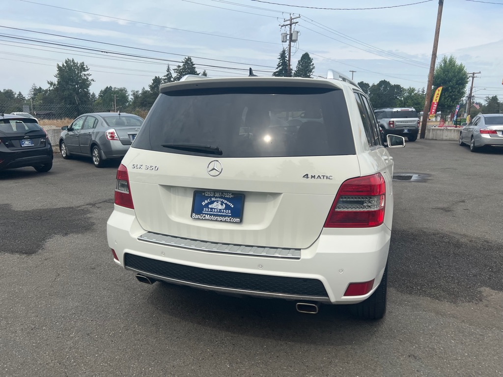 Photo 36 of this MERCEDES-BENZ GLK