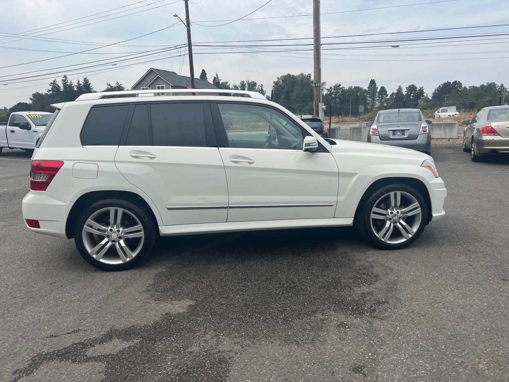 Photo 43 of this MERCEDES-BENZ GLK