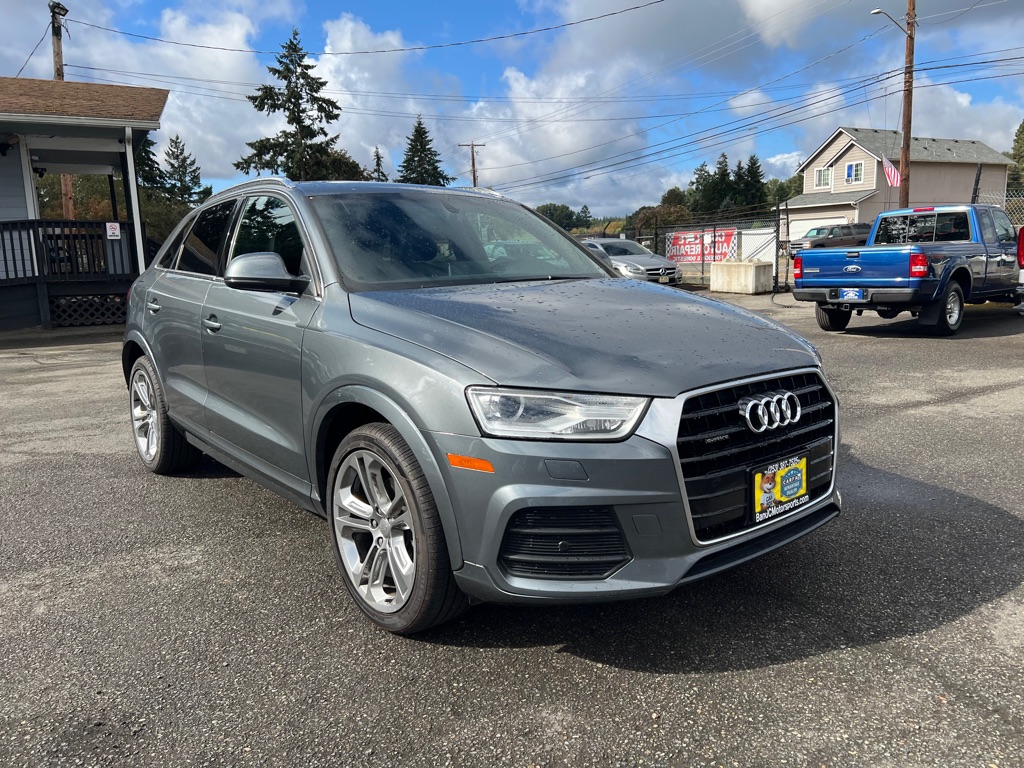 Photo 31 of this AUDI Q3
