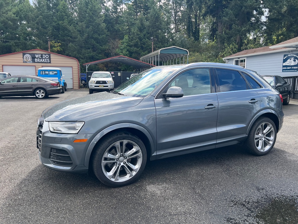 Photo 49 of this AUDI Q3