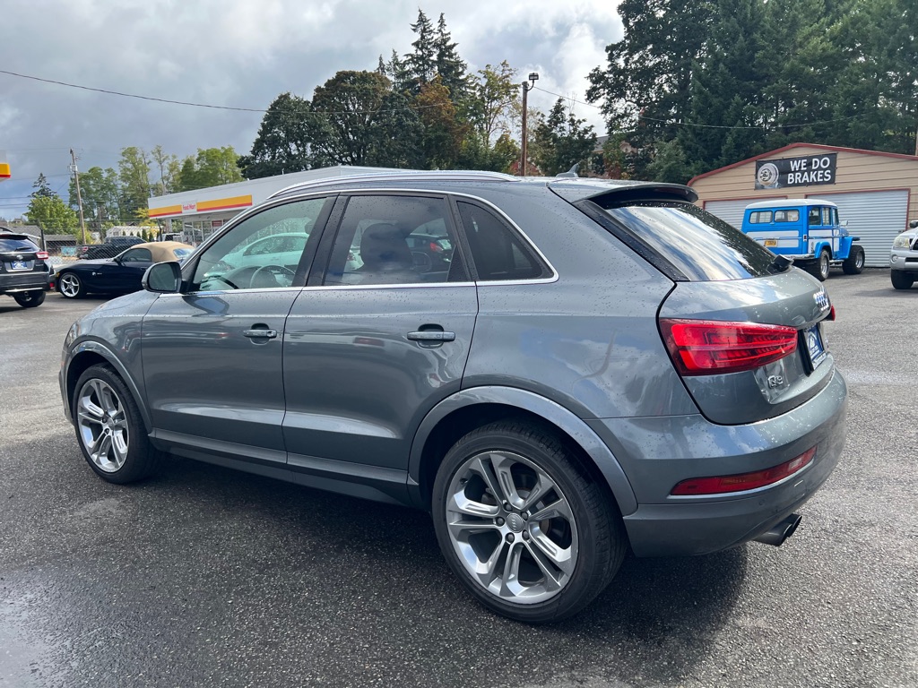 Photo 14 of this AUDI Q3