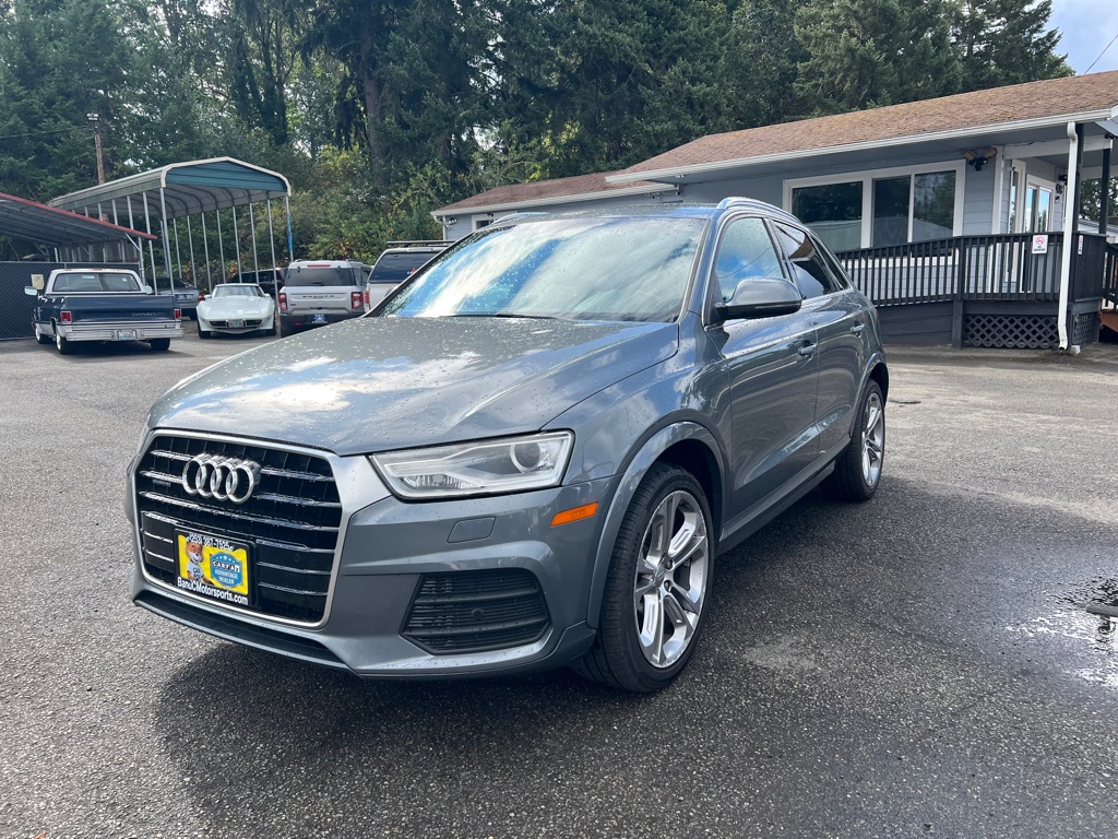 Photo 37 of this AUDI Q3