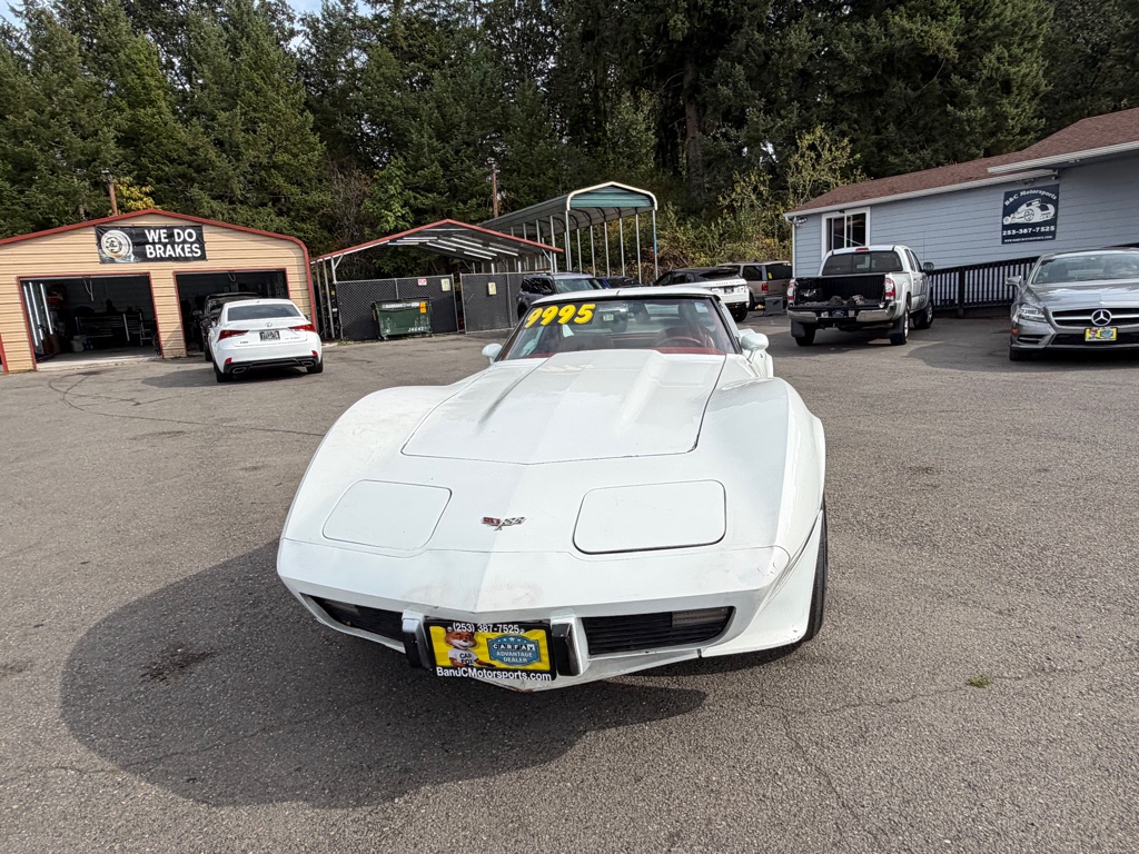 Photo 4 of this CHEVROLET CORVETTE