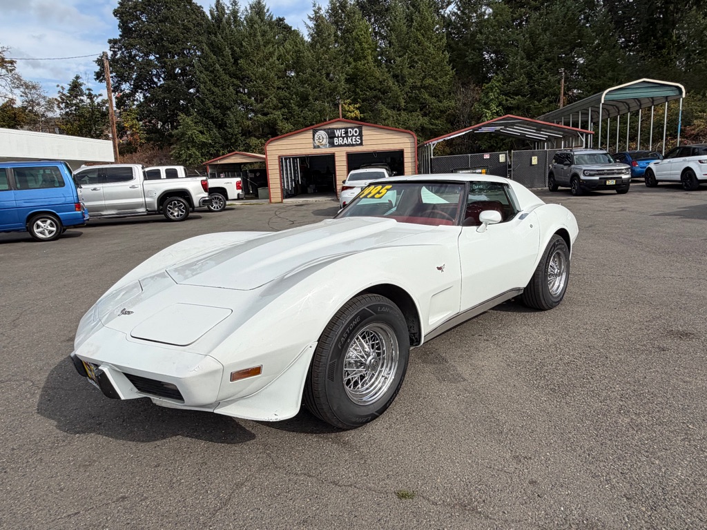 Photo 8 of this CHEVROLET CORVETTE