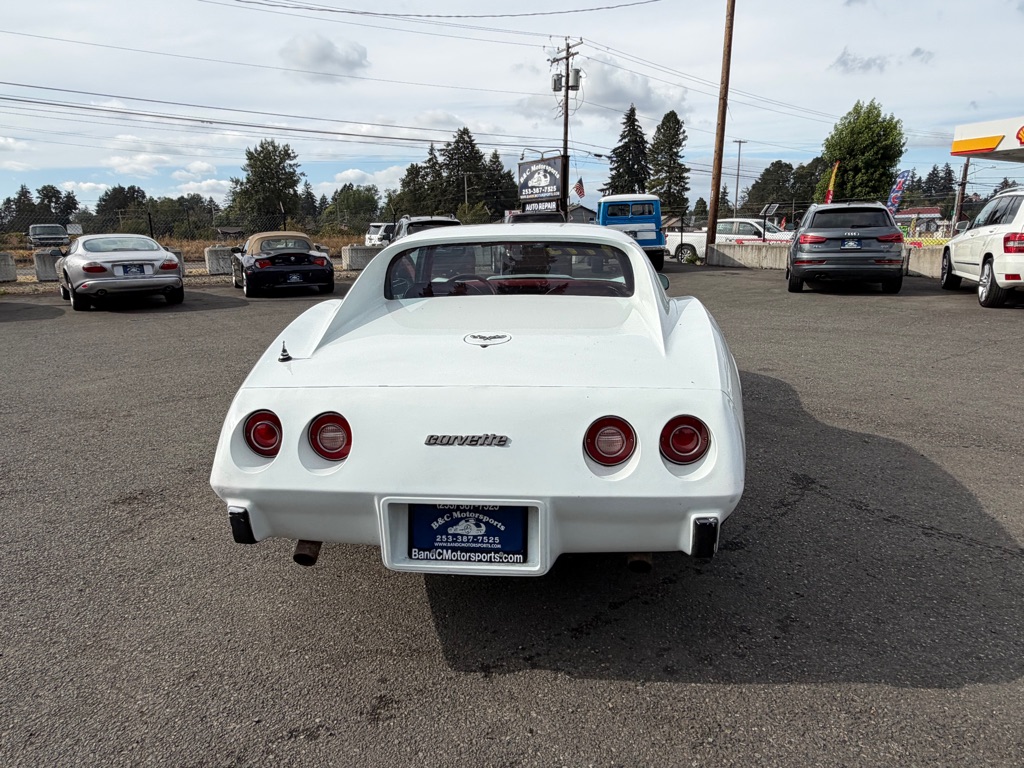 Photo 24 of this CHEVROLET CORVETTE