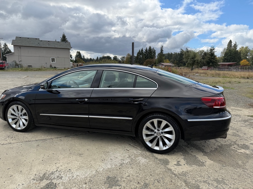 Photo 31 of this VOLKSWAGEN CC