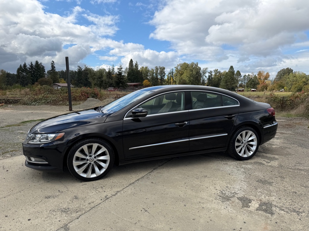 Photo 27 of this VOLKSWAGEN CC
