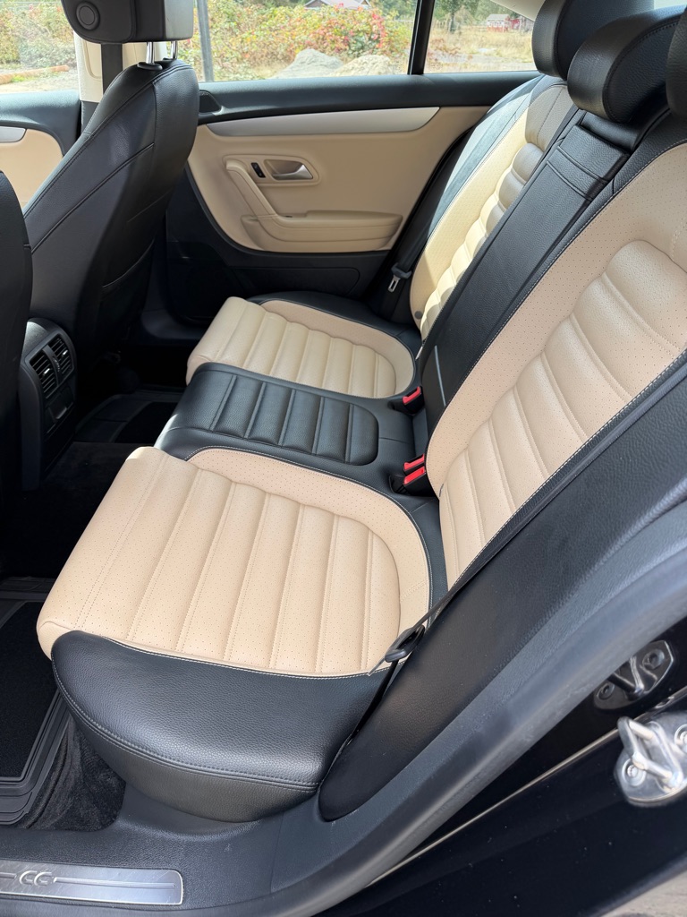 Photo 69 of this VOLKSWAGEN CC