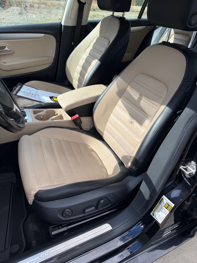 Photo 71 of this VOLKSWAGEN CC