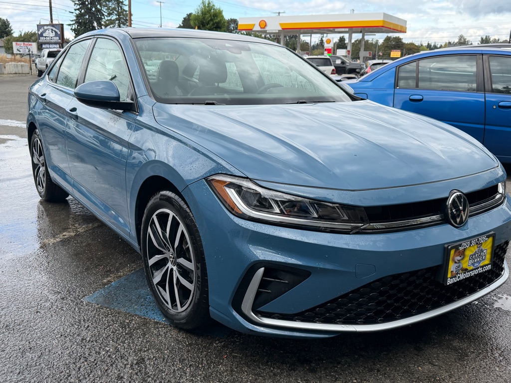 Photo 37 of this VOLKSWAGEN JETTA