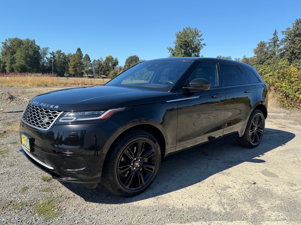 Photo 46 of this LAND ROVER RANGE ROVER VEL