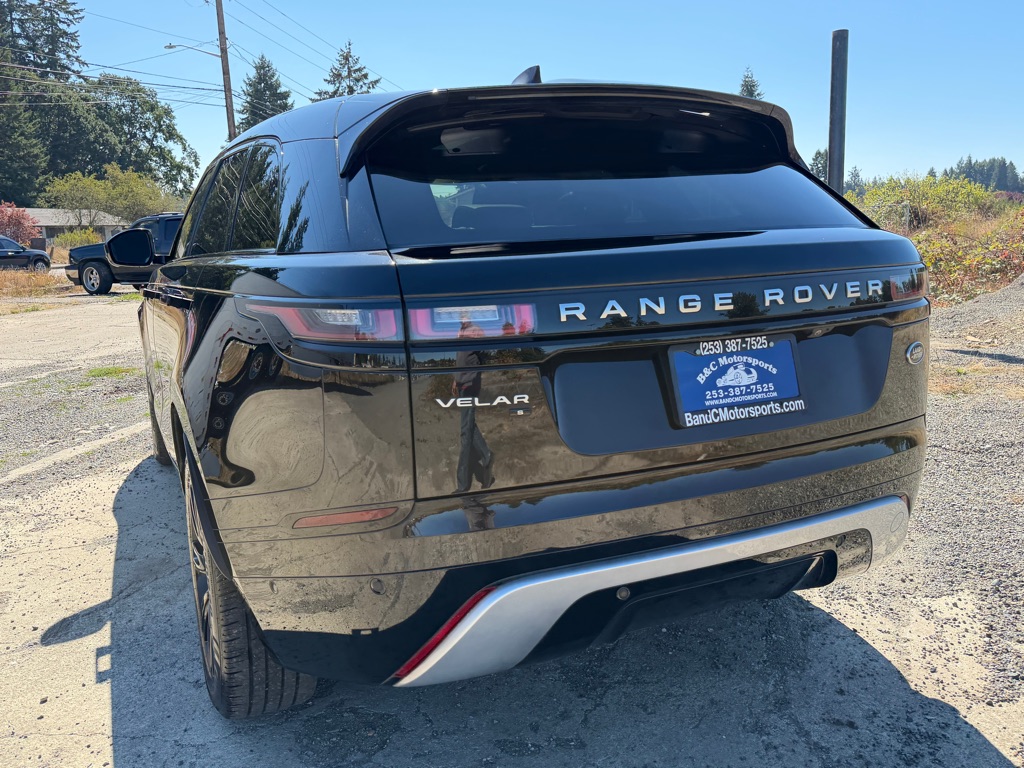 Photo 16 of this LAND ROVER RANGE ROVER VEL