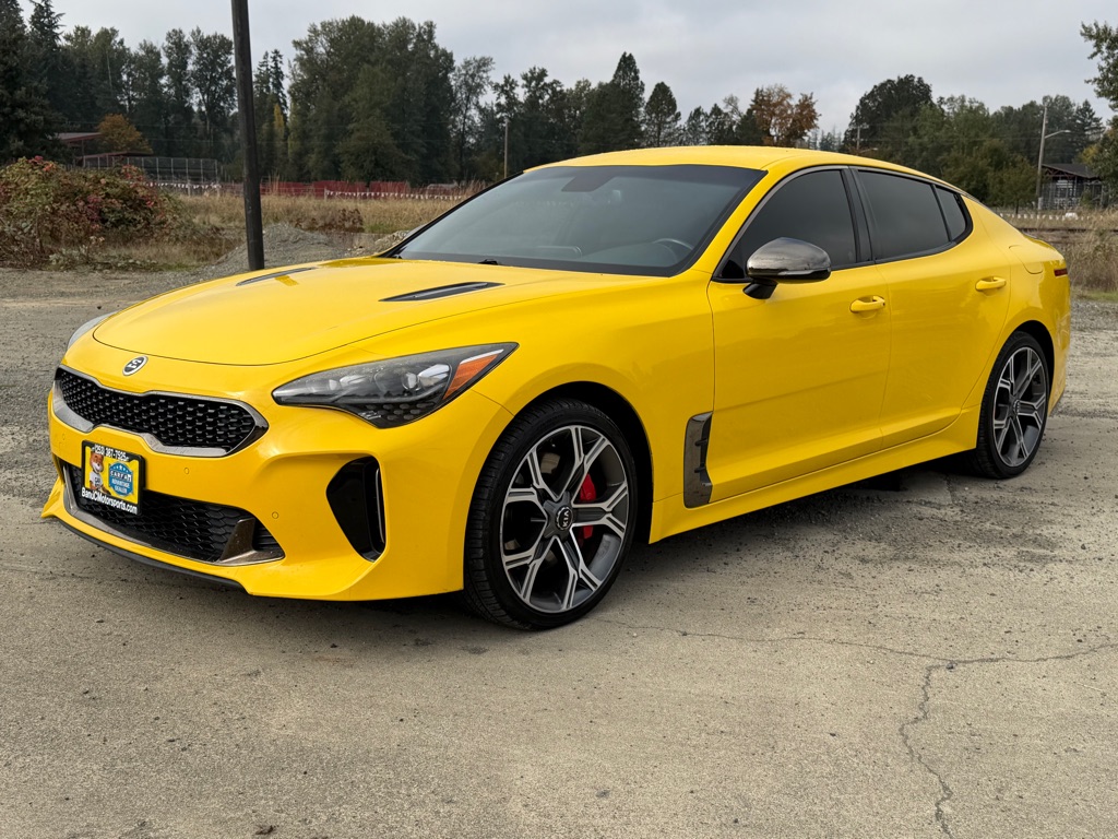 Photo 31 of this KIA STINGER