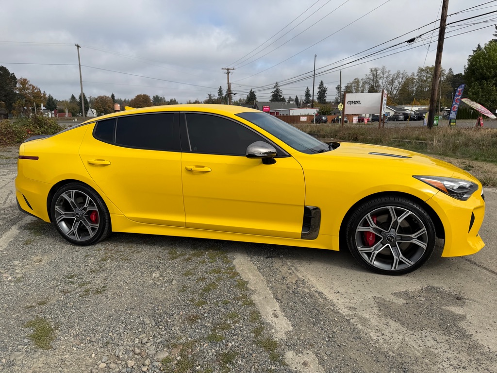 Photo 60 of this KIA STINGER