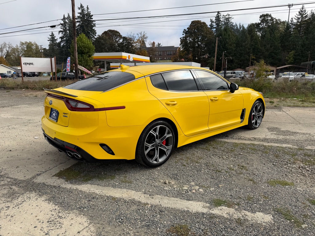 Photo 52 of this KIA STINGER