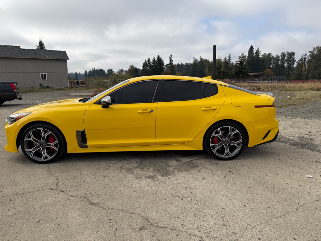 Photo 37 of this KIA STINGER