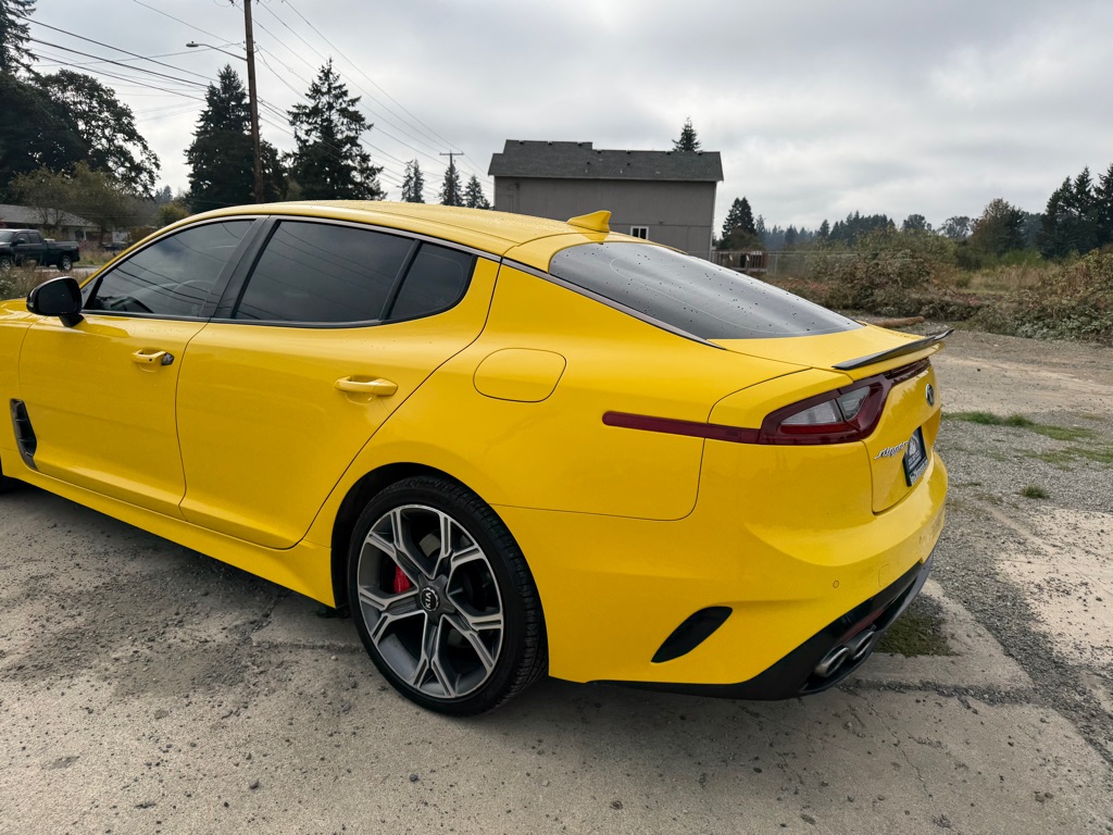 Photo 41 of this KIA STINGER