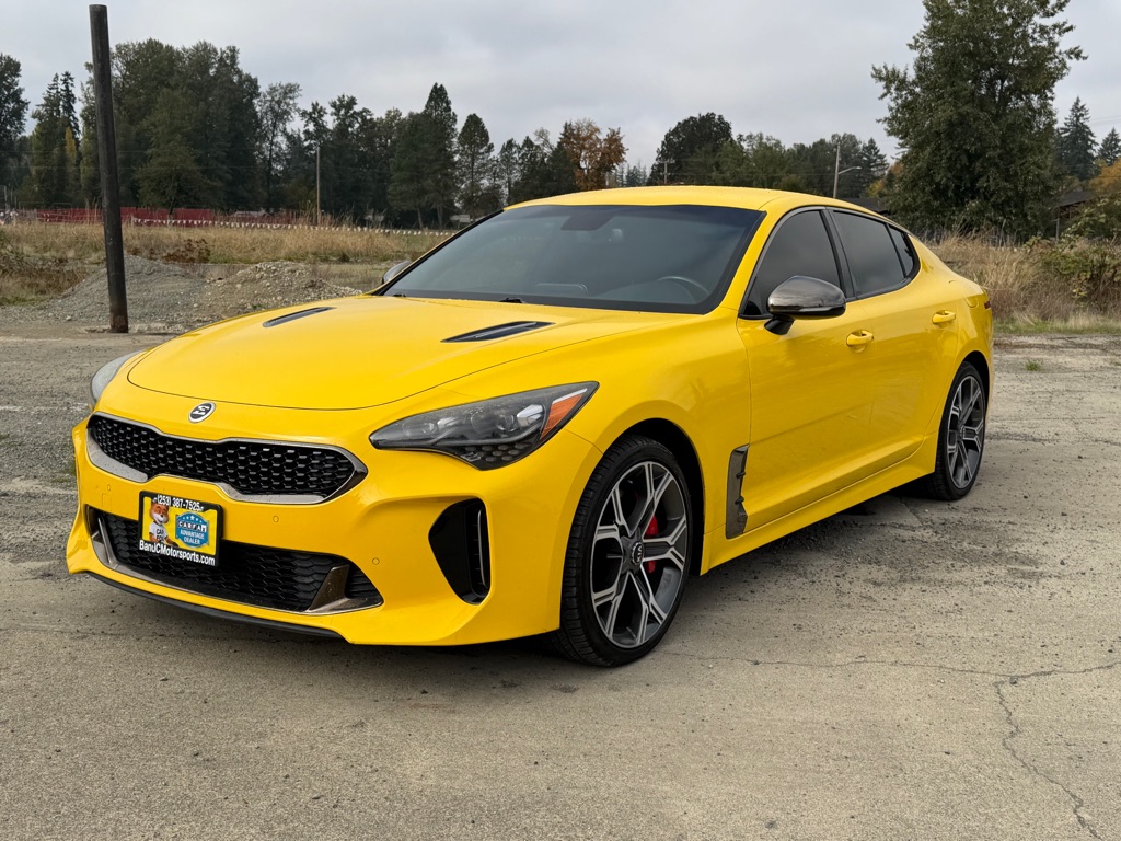 Photo 3 of this KIA STINGER