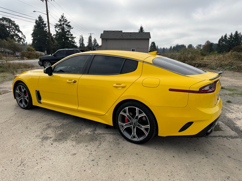 Photo 40 of this KIA STINGER
