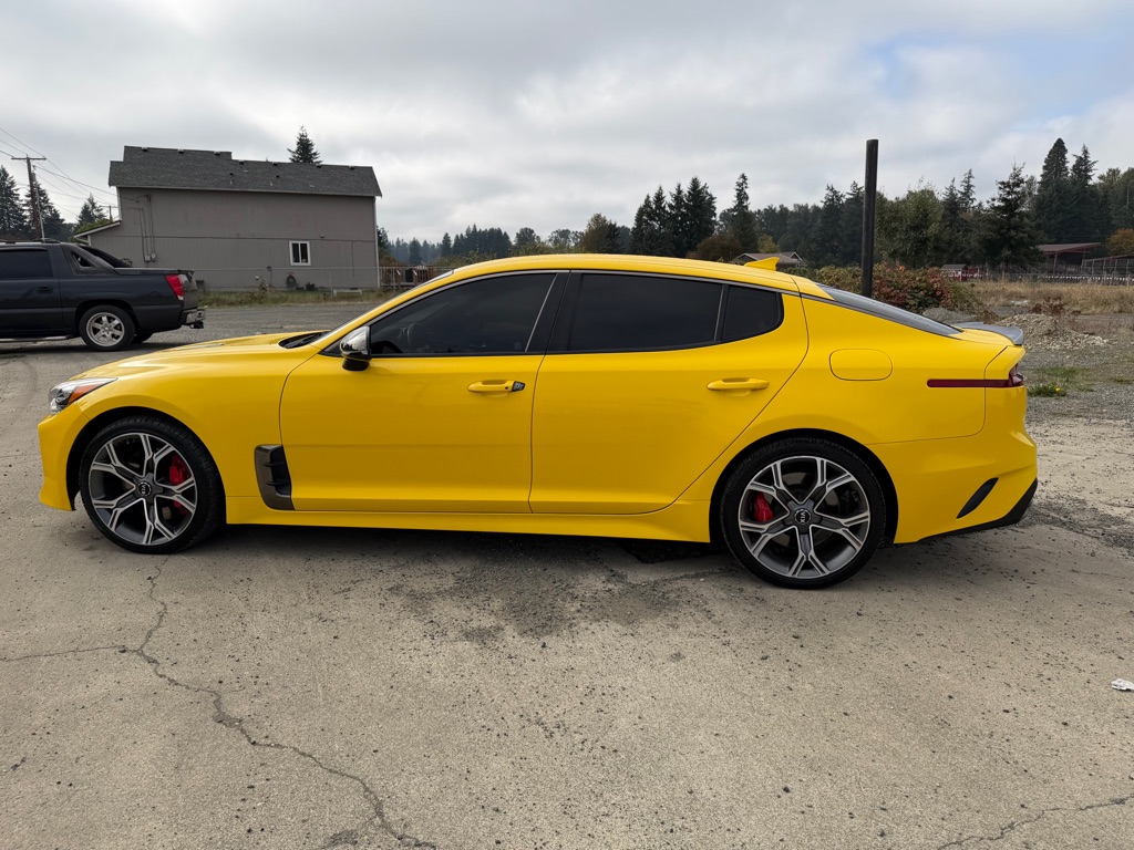 Photo 6 of this KIA STINGER