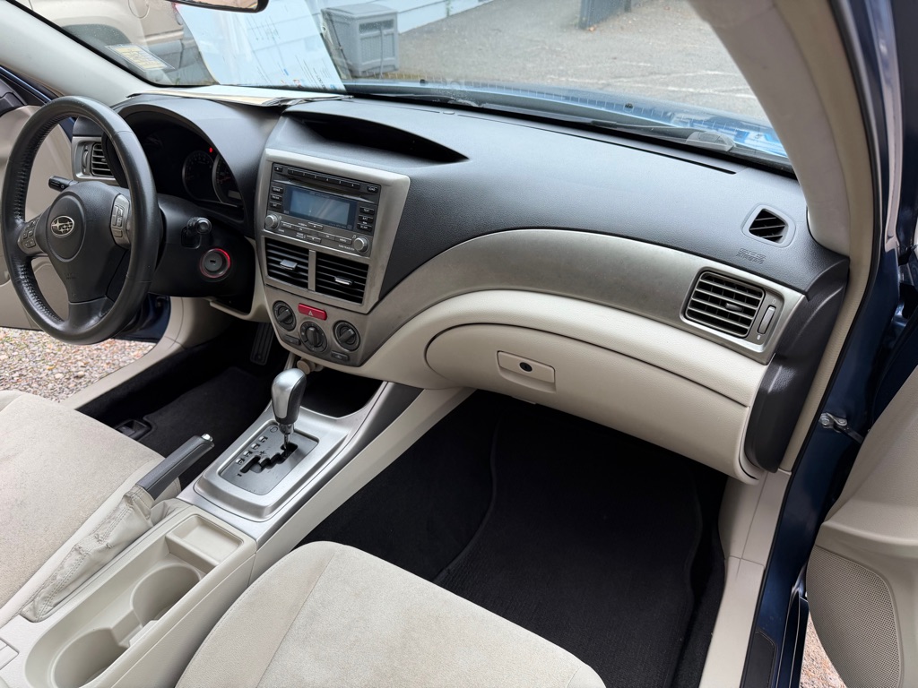 Photo 6 of this SUBARU IMPREZA