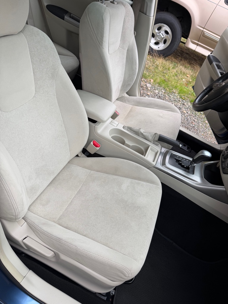 Photo 7 of this SUBARU IMPREZA