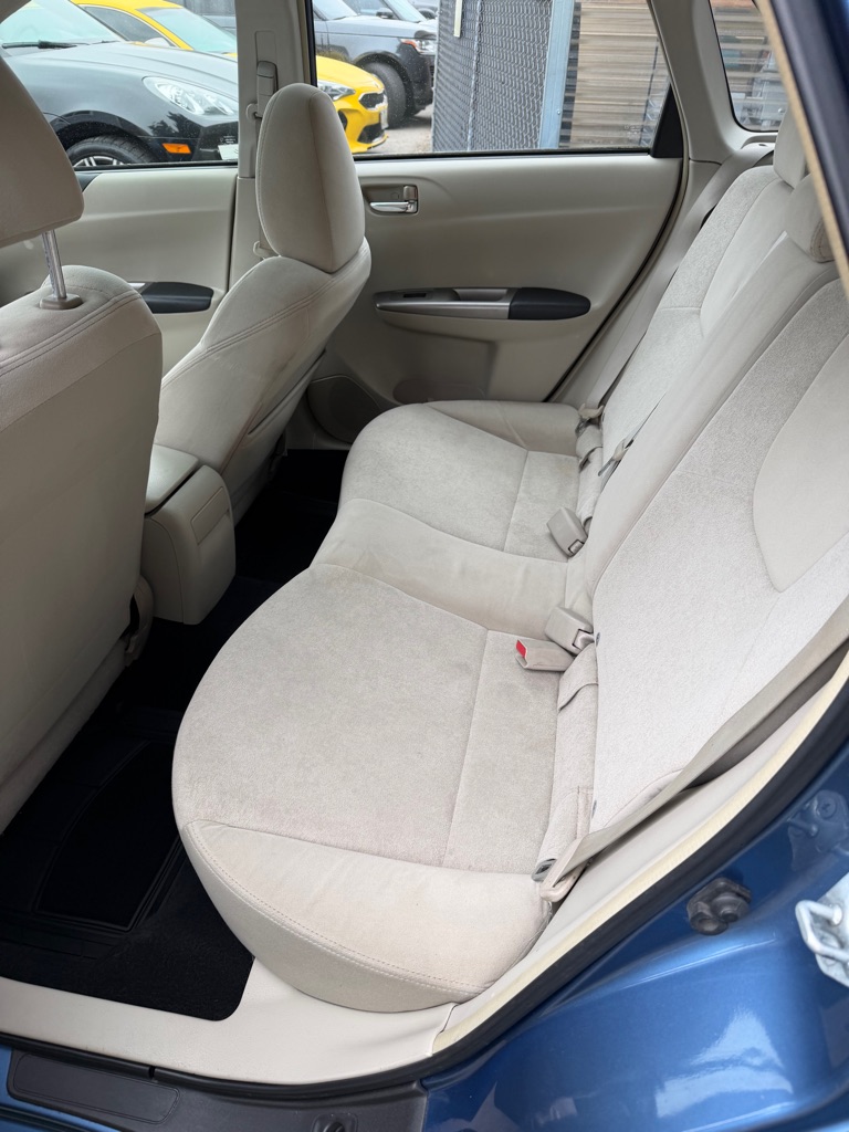 Photo 9 of this SUBARU IMPREZA