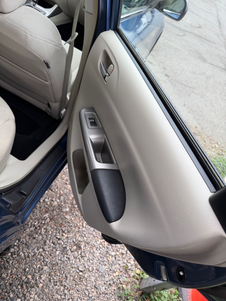 Photo 42 of this SUBARU IMPREZA