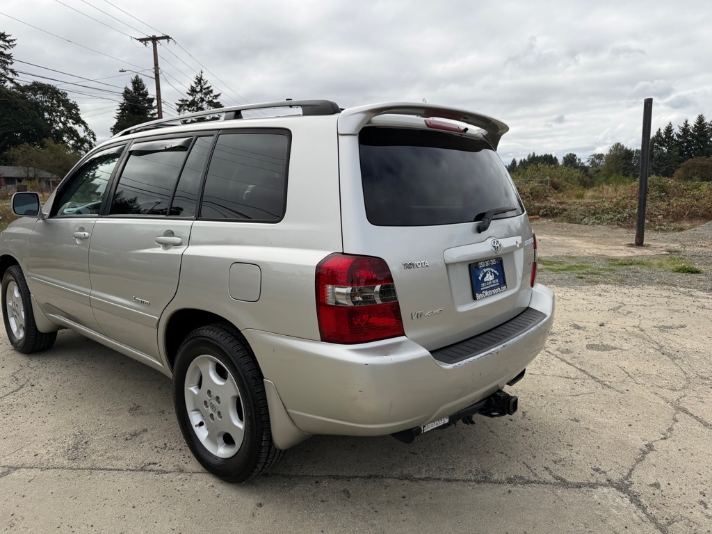 Photo 26 of this TOYOTA HIGHLANDER