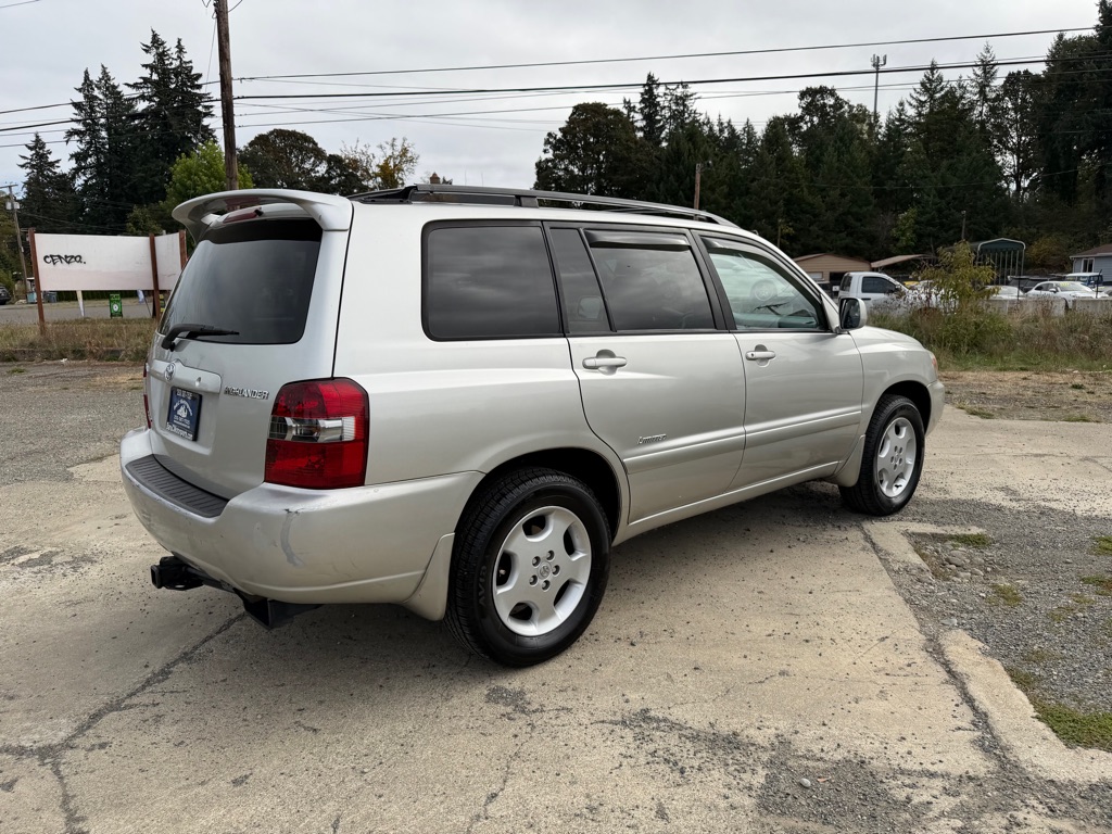 Photo 4 of this TOYOTA HIGHLANDER