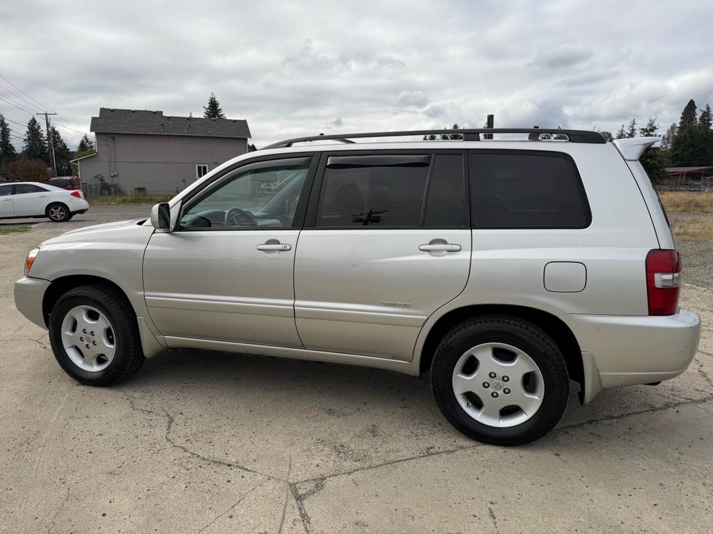 Photo 21 of this TOYOTA HIGHLANDER