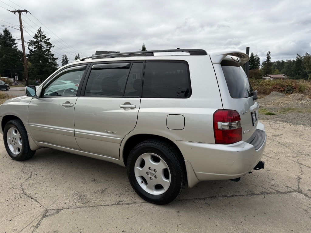 Photo 25 of this TOYOTA HIGHLANDER