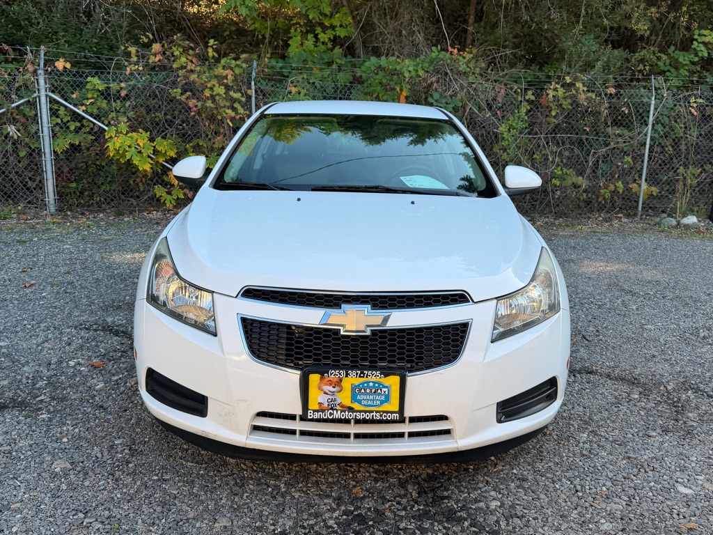 Photo 12 of this CHEVROLET CRUZE