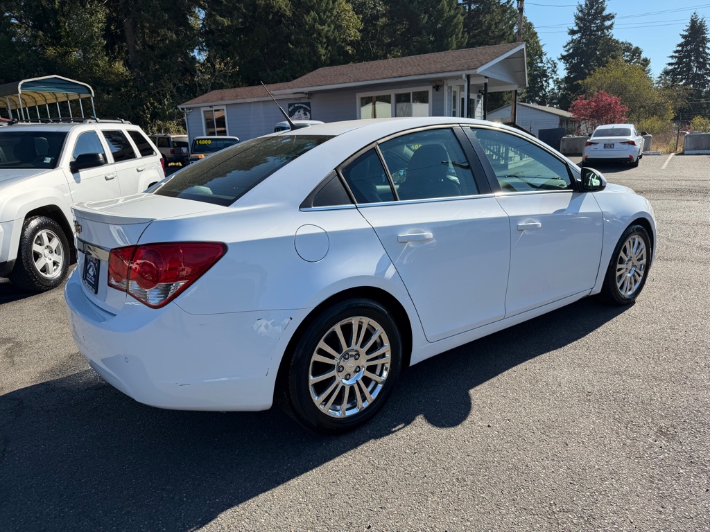Photo 18 of this CHEVROLET CRUZE