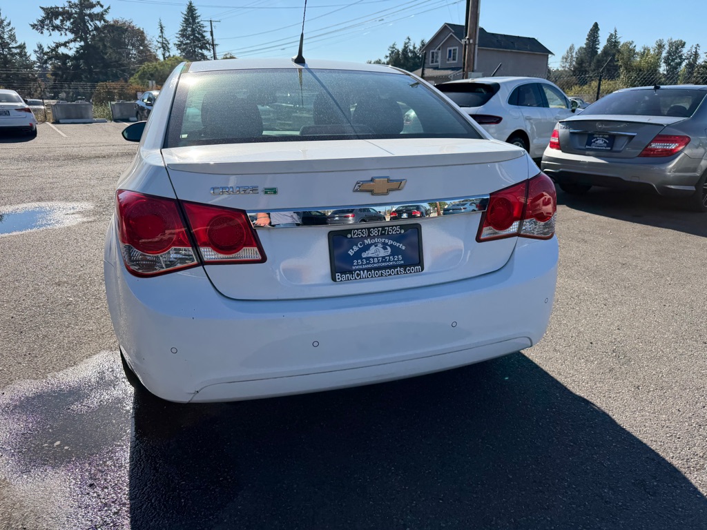 Photo 21 of this CHEVROLET CRUZE