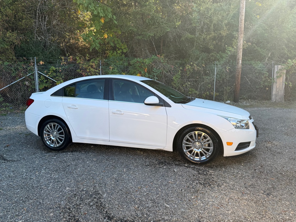 Photo 45 of this CHEVROLET CRUZE