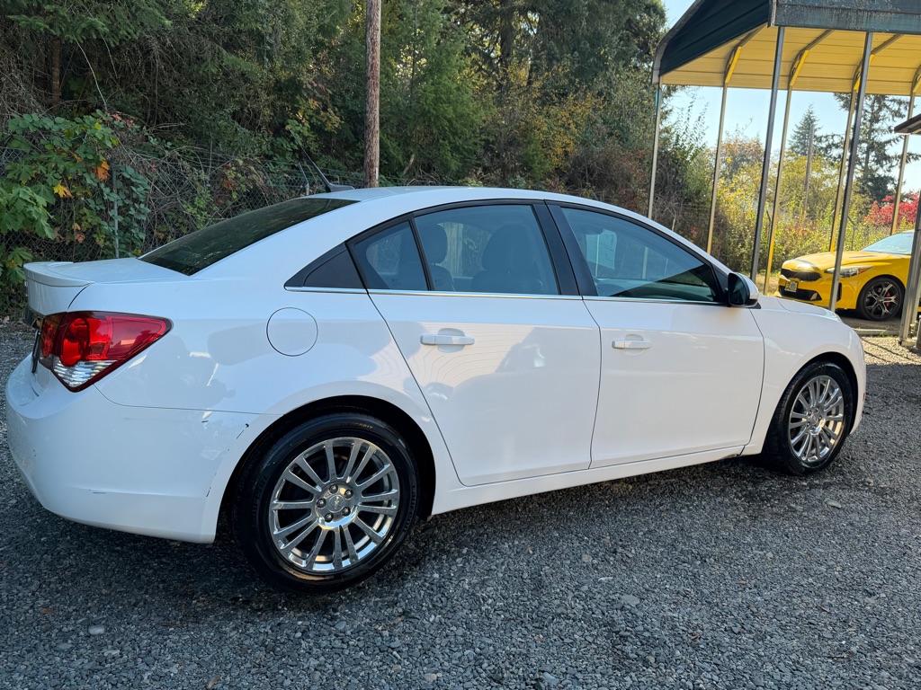 Photo 42 of this CHEVROLET CRUZE