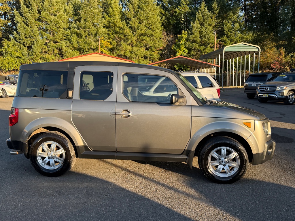 Photo 24 of this HONDA ELEMENT