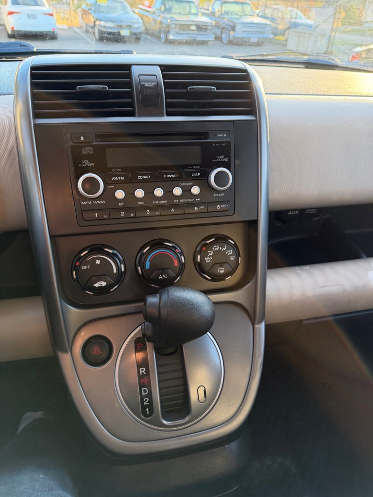 Photo 14 of this HONDA ELEMENT