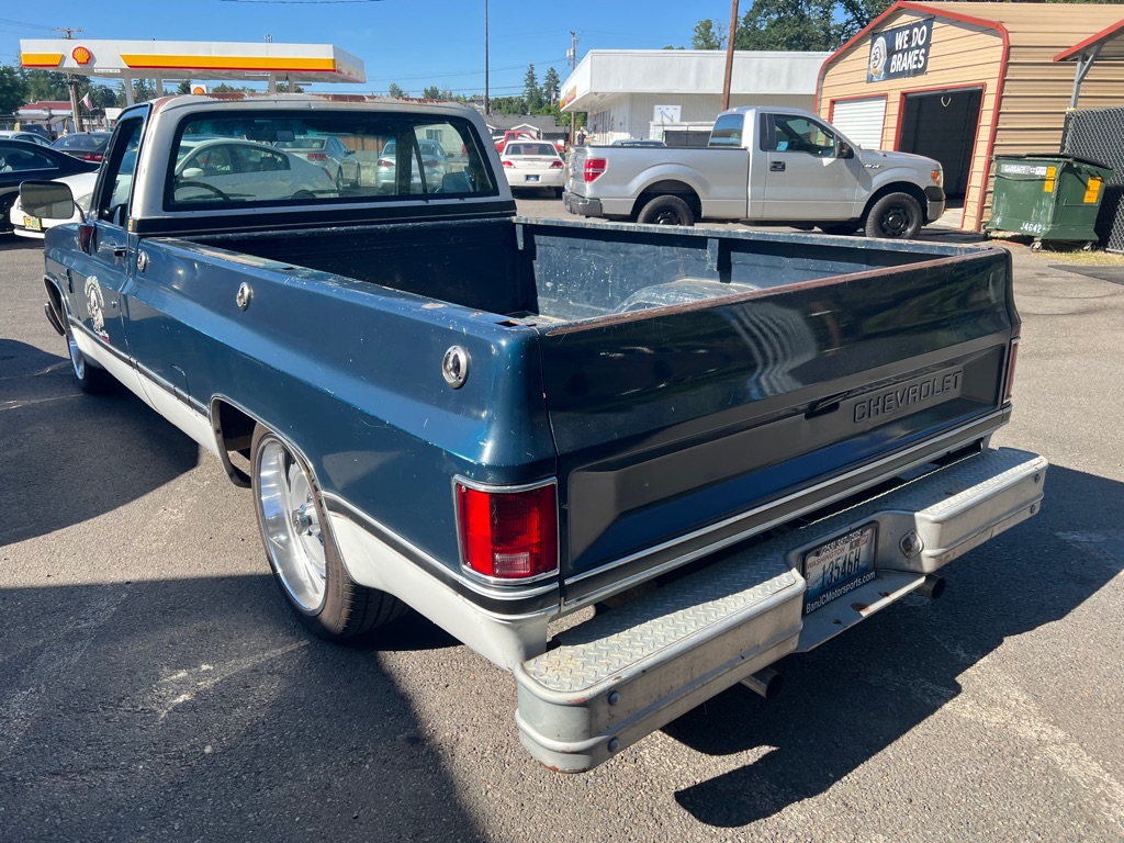 Photo 11 of this CHEVROLET C10