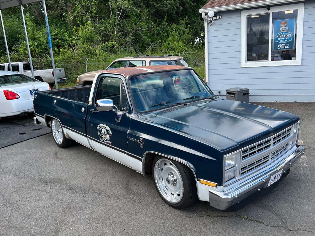 Photo 4 of this CHEVROLET C10