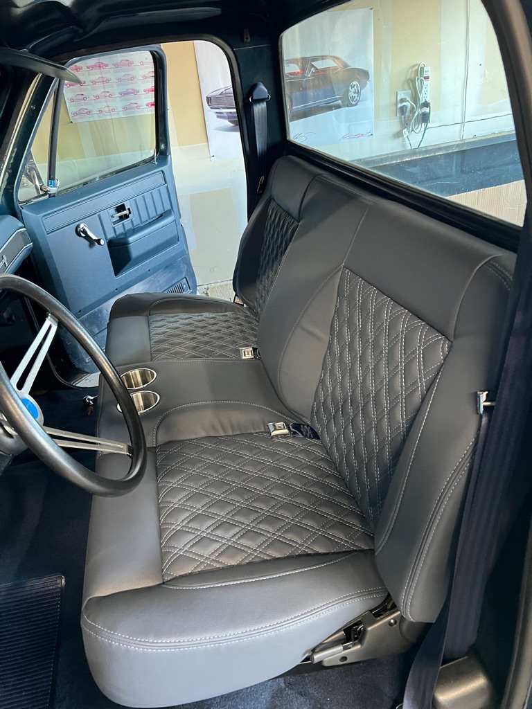 Photo 40 of this CHEVROLET C10