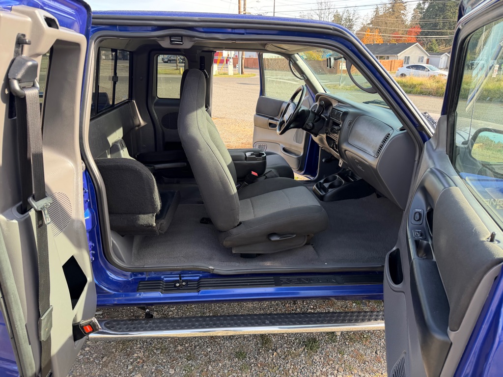 Photo 13 of this FORD RANGER