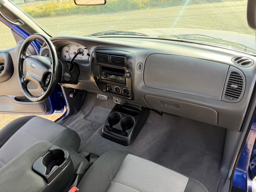 Photo 23 of this FORD RANGER