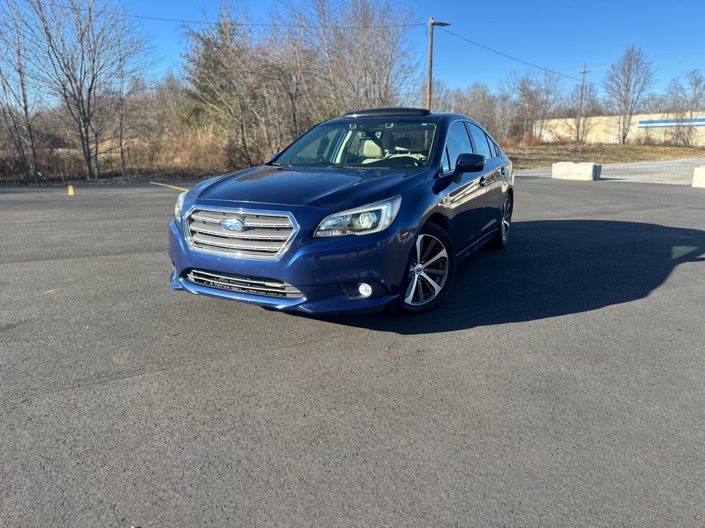 2017 Subaru Legacy Limited's photo