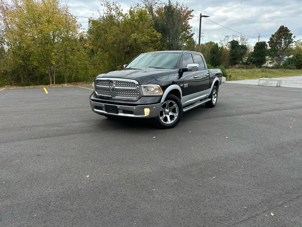 2017 RAM Ram 1500 Pickup Laramie's photo