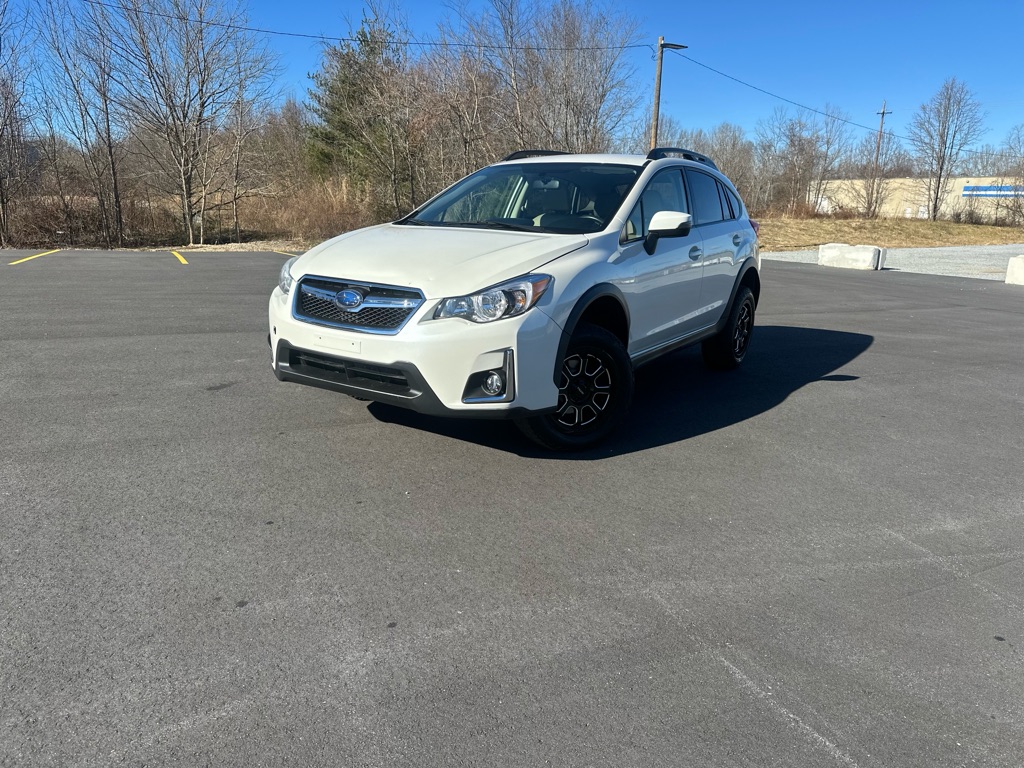 2016 Subaru Crosstrek Limited's photo