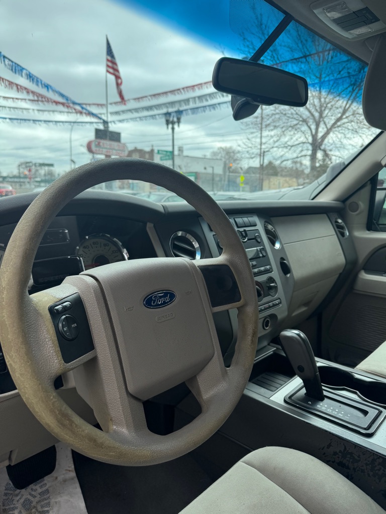 Photo 2 of this FORD EXPEDITION