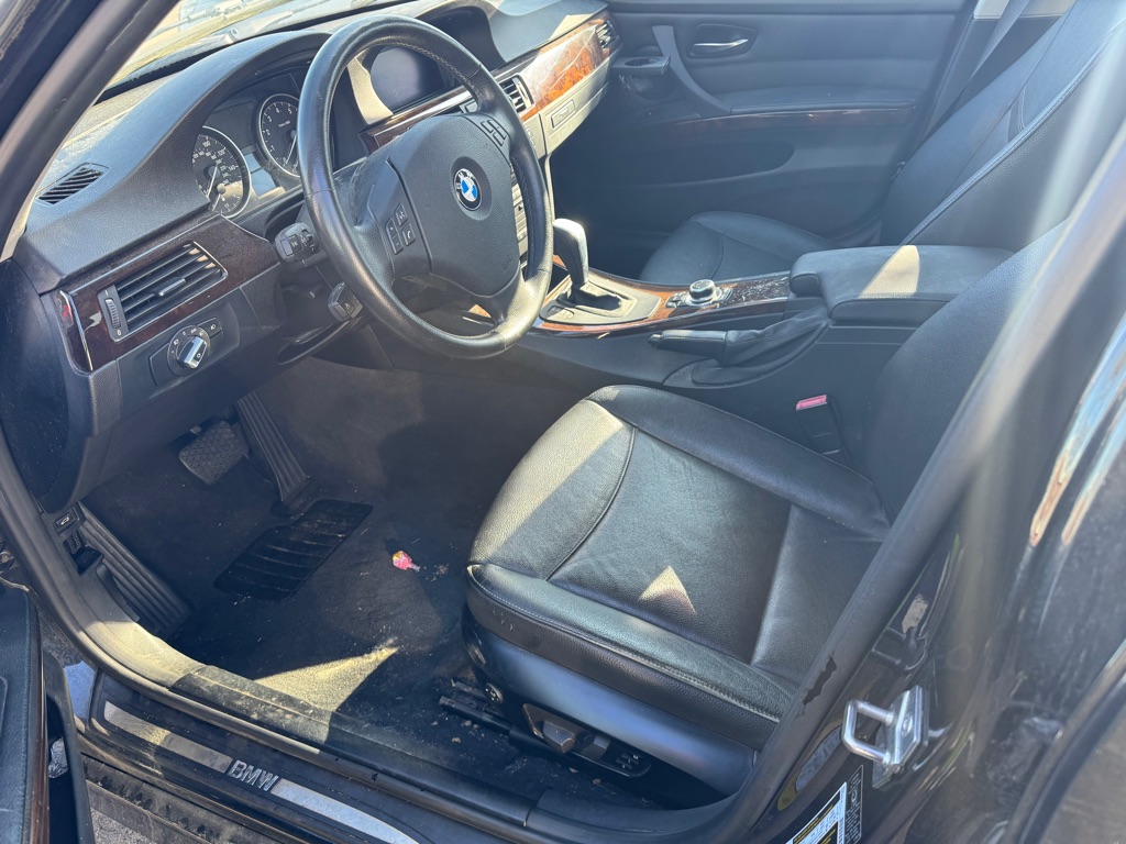 Photo 6 of this BMW 335